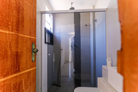 Casa para alugar com 250m², 2 quartos e 3 vagas Casa para alugar com 250m², 2 quartos e 3 vagasBanheiro