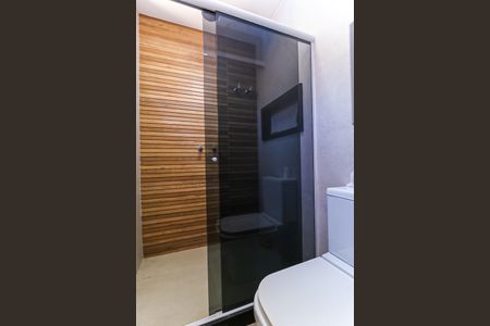 Casa para alugar com 250m², 2 quartos e 3 vagas Casa para alugar com 250m², 2 quartos e 3 vagasBanheiro de serviço