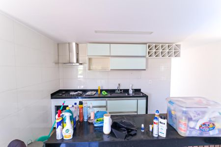 Casa para alugar com 250m², 2 quartos e 3 vagas Casa para alugar com 250m², 2 quartos e 3 vagasCozinha 2