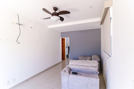 Casa para alugar com 250m², 2 quartos e 3 vagas Casa para alugar com 250m², 2 quartos e 3 vagasSala