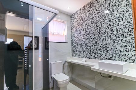 Casa para alugar com 250m², 2 quartos e 3 vagas Casa para alugar com 250m², 2 quartos e 3 vagasBanheiro