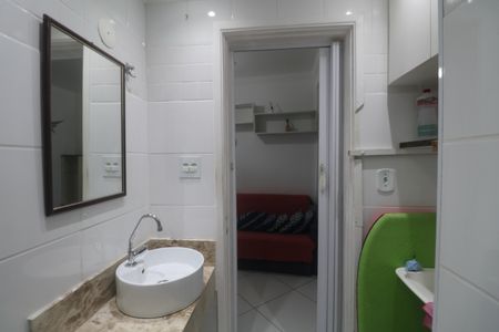 Apartamento para alugar com 28m², 1 quarto e sem vaga Apartamento para alugar com 28m², 1 quarto e sem vagaBanheiro Social