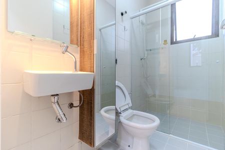 Banheiro de apartamento para alugar com 2 quartos, 44m² em Santa Cecilia, São Paulo