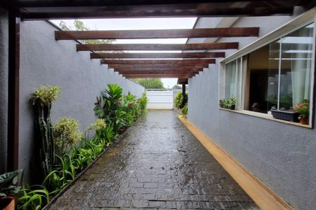 Casa à venda com 181m², 4 quartos e 5 vagasGaragem