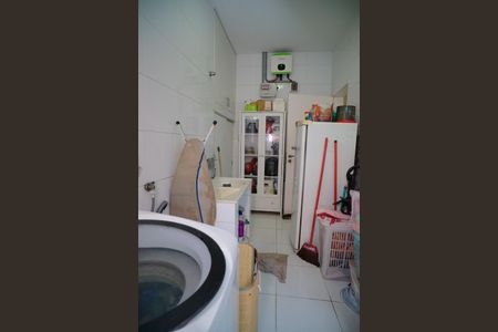 Casa à venda com 181m², 4 quartos e 5 vagasÁrea de Serviço