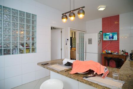 Casa à venda com 181m², 4 quartos e 5 vagasCozinha