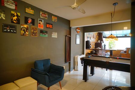 Casa à venda com 181m², 4 quartos e 5 vagasSala de Jogos