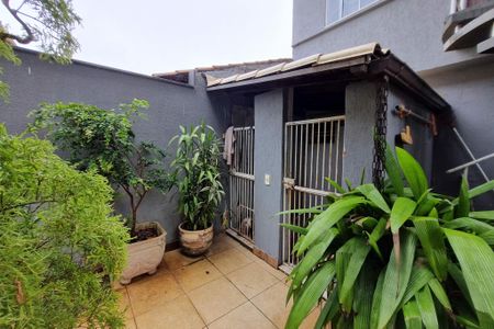 Casa à venda com 181m², 4 quartos e 5 vagasCanil