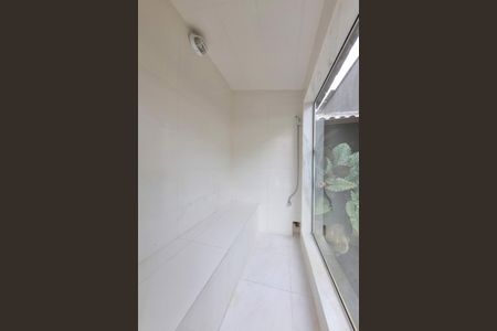 Casa à venda com 181m², 4 quartos e 5 vagasSauna