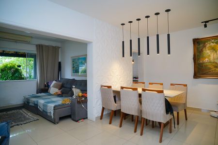 Sala de Jantar de casa à venda com 4 quartos, 181m² em Serra Grande, Niterói