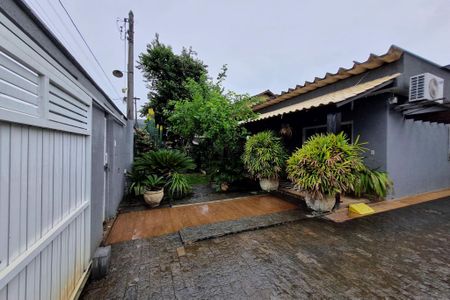 Casa à venda com 181m², 4 quartos e 5 vagasQuintal