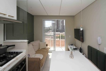 Sala de apartamento para alugar com 2 quartos, 34m² em Vila Ema, São Paulo
