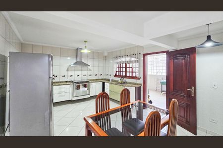 Casa para alugar com 190m², 3 quartos e 3 vagasCozinha