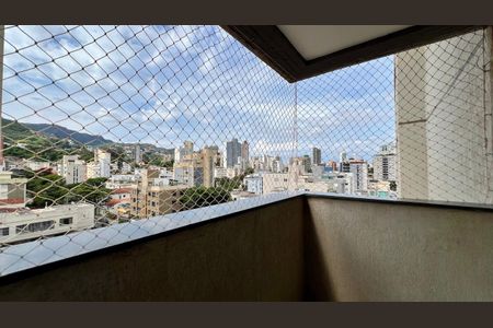 Apartamento à venda com 89m², 3 quartos e 2 vagasVaranda