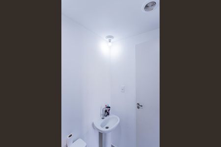 Apartamento para alugar com 42m², 2 quartos e sem vagaBanheiro