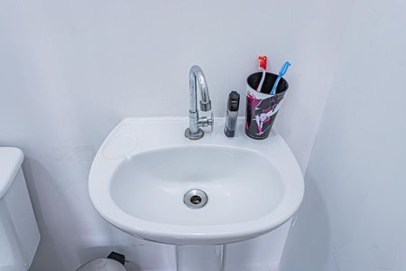 Apartamento para alugar com 42m², 2 quartos e sem vagaBanheiro