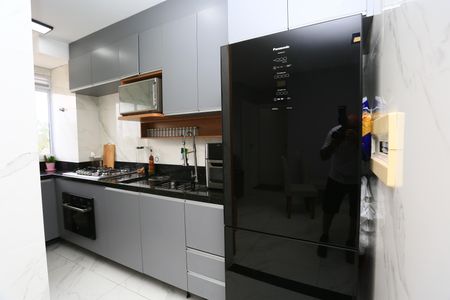 Apartamento para alugar com 2m², 2 quartos e sem vaga Apartamento para alugar com 2m², 2 quartos e sem vagacozinha