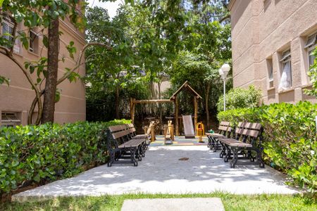 Apartamento para alugar com 50m², 2 quartos e 2 vagasÁrea comum - Playground