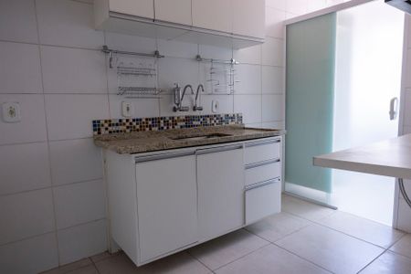 Apartamento para alugar com 50m², 2 quartos e 2 vagasCozinha