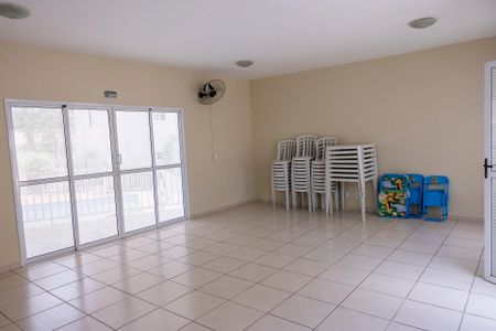Apartamento para alugar com 50m², 2 quartos e 2 vagasÁrea comum - Salão de festas