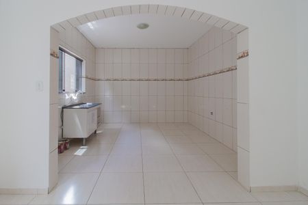 Casa para alugar com 250m², 4 quartos e 2 vagas Casa para alugar com 250m², 4 quartos e 2 vagasCozinha
