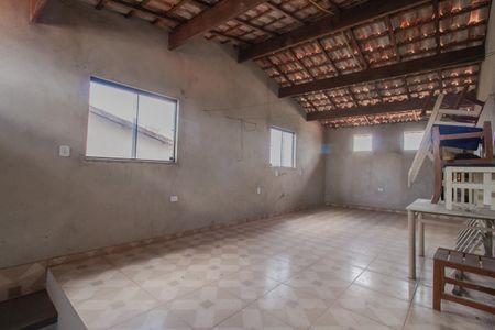 soltão de casa para alugar com 4 quartos, 250m² em Rp7 (regiões de Planejamento), Mauá