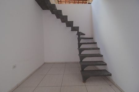 Casa para alugar com 250m², 4 quartos e 2 vagas Casa para alugar com 250m², 4 quartos e 2 vagasQuarto 5