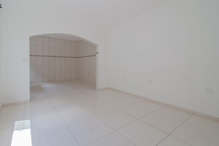 Casa para alugar com 250m², 4 quartos e 2 vagas Casa para alugar com 250m², 4 quartos e 2 vagasSala de jantar