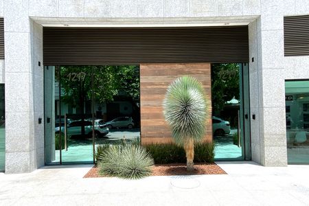 Apartamento para alugar com 67m², 2 quartos e 2 vagasFachada