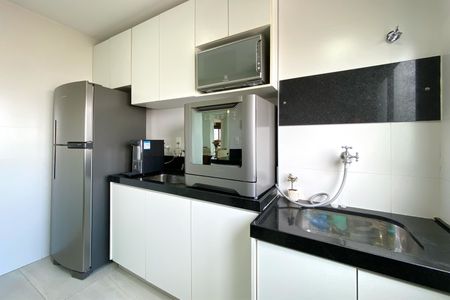 Apartamento para alugar com 67m², 2 quartos e 2 vagasCozinha
