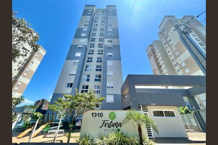 Apartamento para alugar com 57m², 2 quartos e 1 vagaPlaca