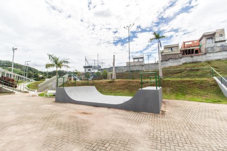 Casa de condomínio à venda com 159m², 3 quartos e 2 vagasQuadra Esportiva