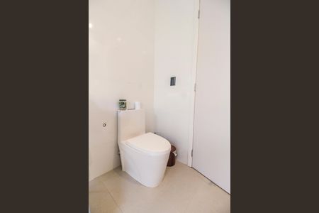 Casa de condomínio à venda com 159m², 3 quartos e 2 vagasBanheiro da Suíte