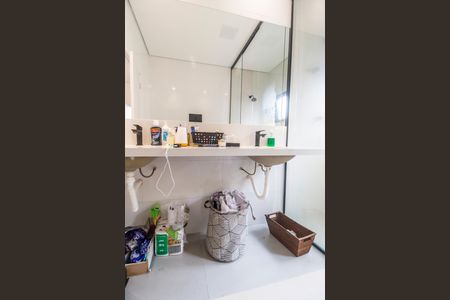 Casa de condomínio à venda com 159m², 3 quartos e 2 vagasBanheiro da Suíte