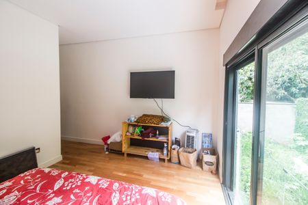 Casa de condomínio à venda com 159m², 3 quartos e 2 vagasSuíte