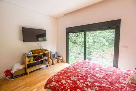 Casa de condomínio à venda com 159m², 3 quartos e 2 vagasSuíte