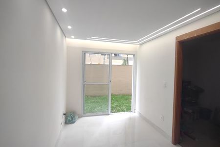 Sala de apartamento à venda com 2 quartos, 58m² em Vila Palmares, São Caetano do Sul
