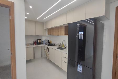 Apartamento à venda com 58m², 2 quartos e 1 vagaCozinha