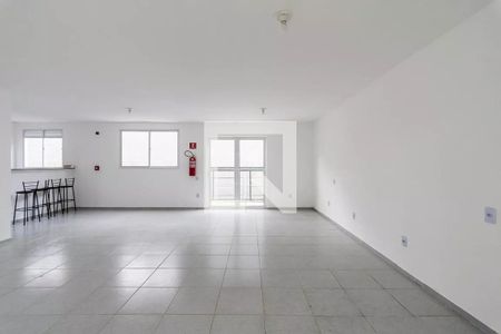 Apartamento para alugar com 31m², 2 quartos e sem vaga Apartamento para alugar com 31m², 2 quartos e sem vagaSalão de Festas