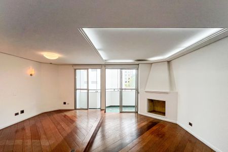 Apartamento à venda com 125m², 3 quartos e 2 vagas Apartamento à venda com 125m², 3 quartos e 2 vagasSala