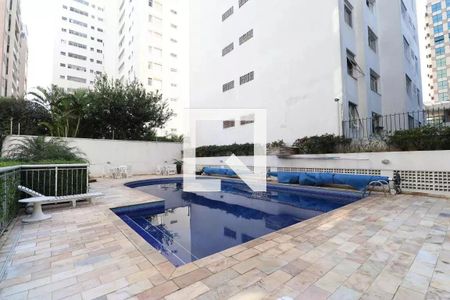 Apartamento à venda com 125m², 3 quartos e 2 vagas Apartamento à venda com 125m², 3 quartos e 2 vagasÁrea comum - Piscina