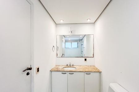 Apartamento à venda com 125m², 3 quartos e 2 vagas Apartamento à venda com 125m², 3 quartos e 2 vagasBanheiro da Suíte