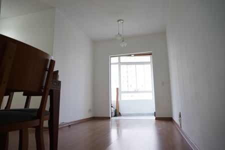 Sala de apartamento para alugar com 2 quartos, 62m² em Jardim Testae, Guarulhos