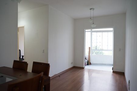 Sala de apartamento para alugar com 2 quartos, 62m² em Jardim Testae, Guarulhos