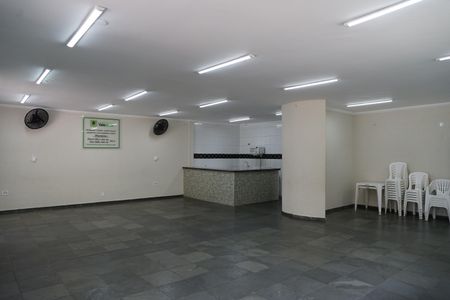 Apartamento para alugar com 62m², 2 quartos e 1 vagaÁrea comum - Salão de festas