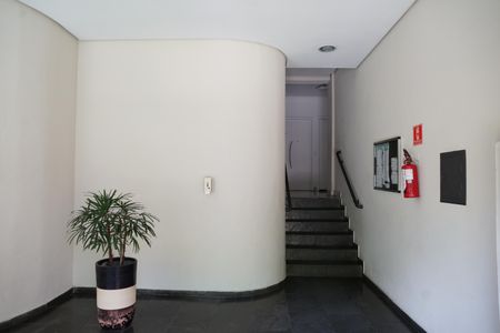 Apartamento para alugar com 62m², 2 quartos e 1 vagaHall social