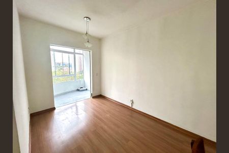 Sala de apartamento para alugar com 2 quartos, 62m² em Jardim Testae, Guarulhos