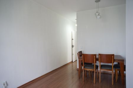 Sala de apartamento para alugar com 2 quartos, 62m² em Jardim Testae, Guarulhos