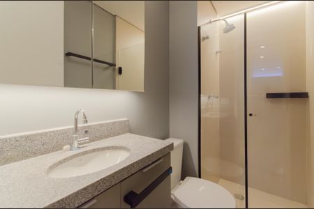 Banheiro de apartamento para alugar com 1 quarto, 43m² em Vila Mariana, São Paulo
