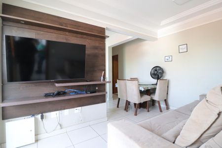Sala de apartamento para alugar com 3 quartos, 80m² em Santa Mônica, Uberlândia